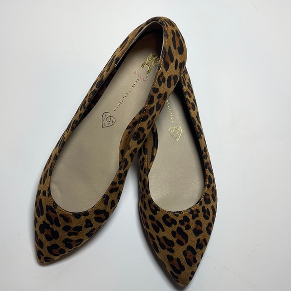 Leopard flats - Picture 2 of 7